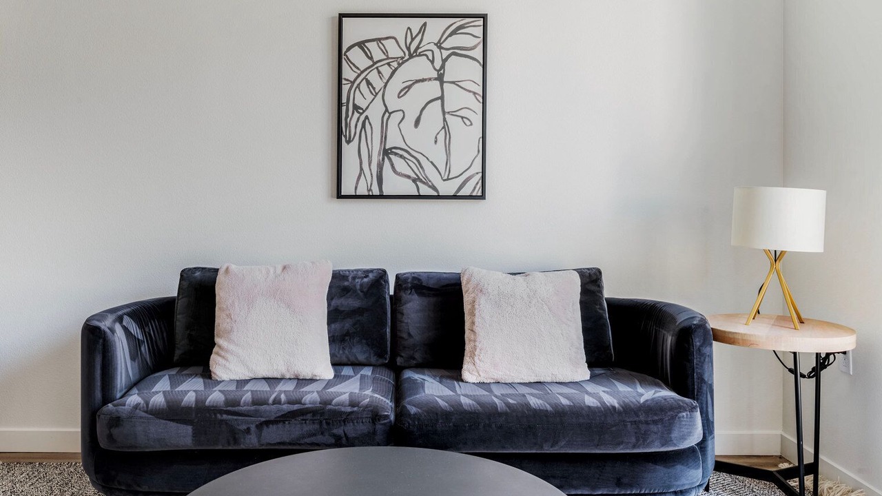 Photo of Livingroom in Hayward
