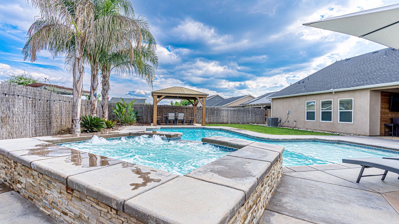 Photo of Outdoor in Tulare