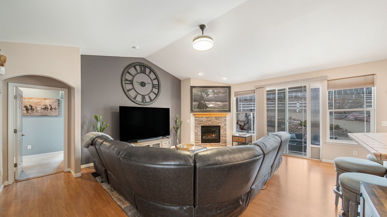 Photo of Livingroom in Mira Loma