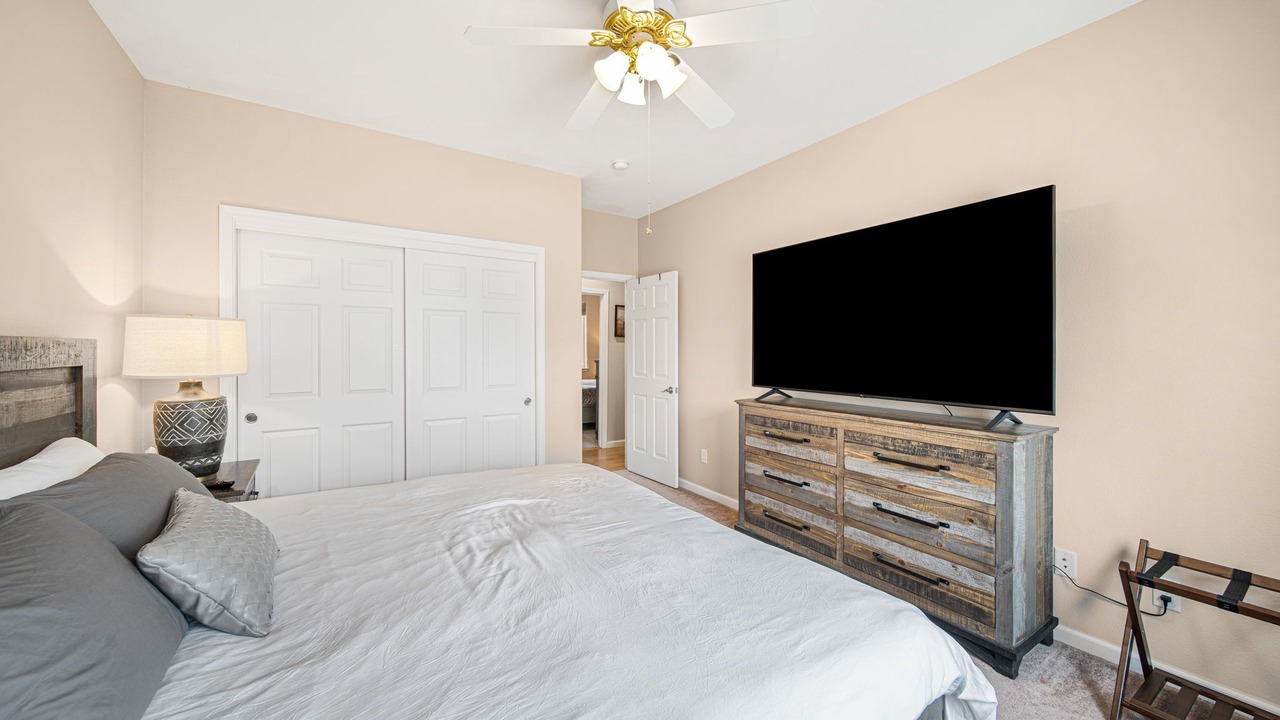 Photo of Bedroom in Mira Loma