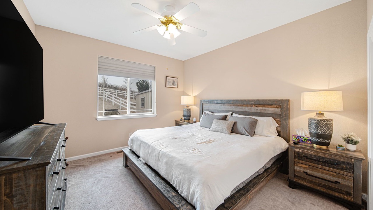 Photo of Bedroom in Mira Loma