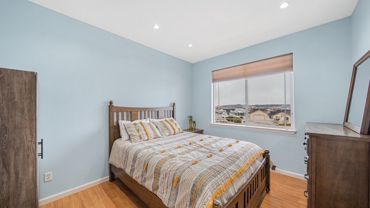 Photo of Bedroom in Mira Loma