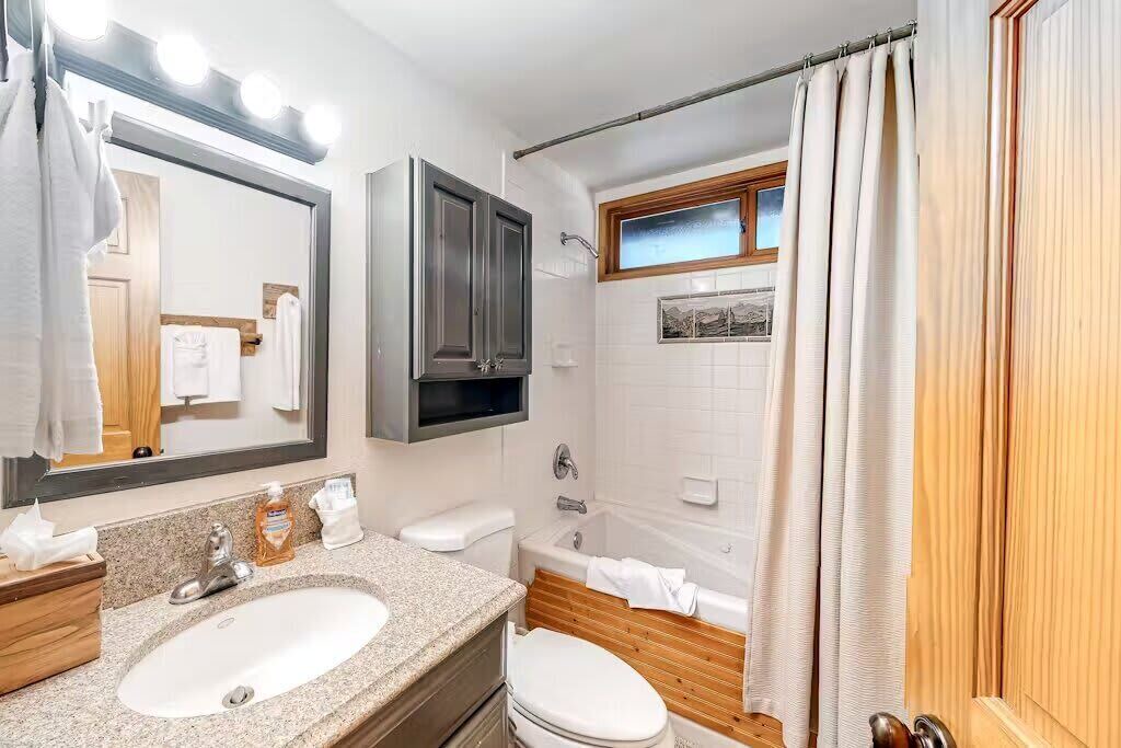 Photo of Bathroom in Pla-Vada Woodlands