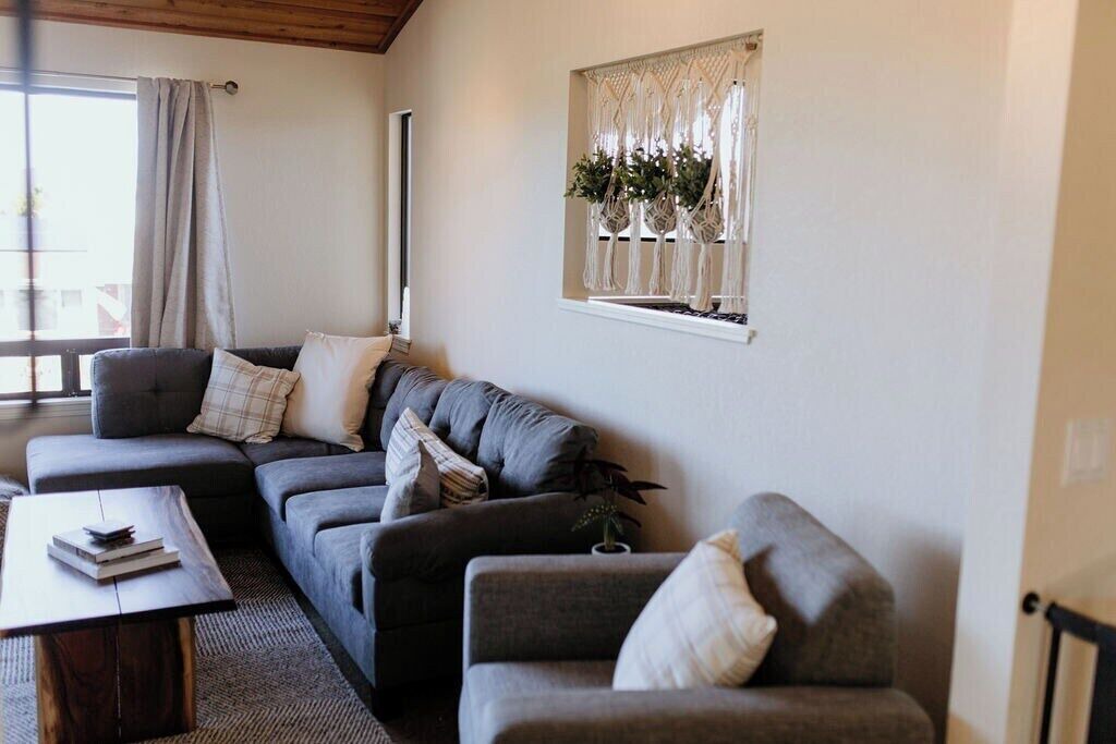 Photo of Livingroom in Baywood-Los Osos