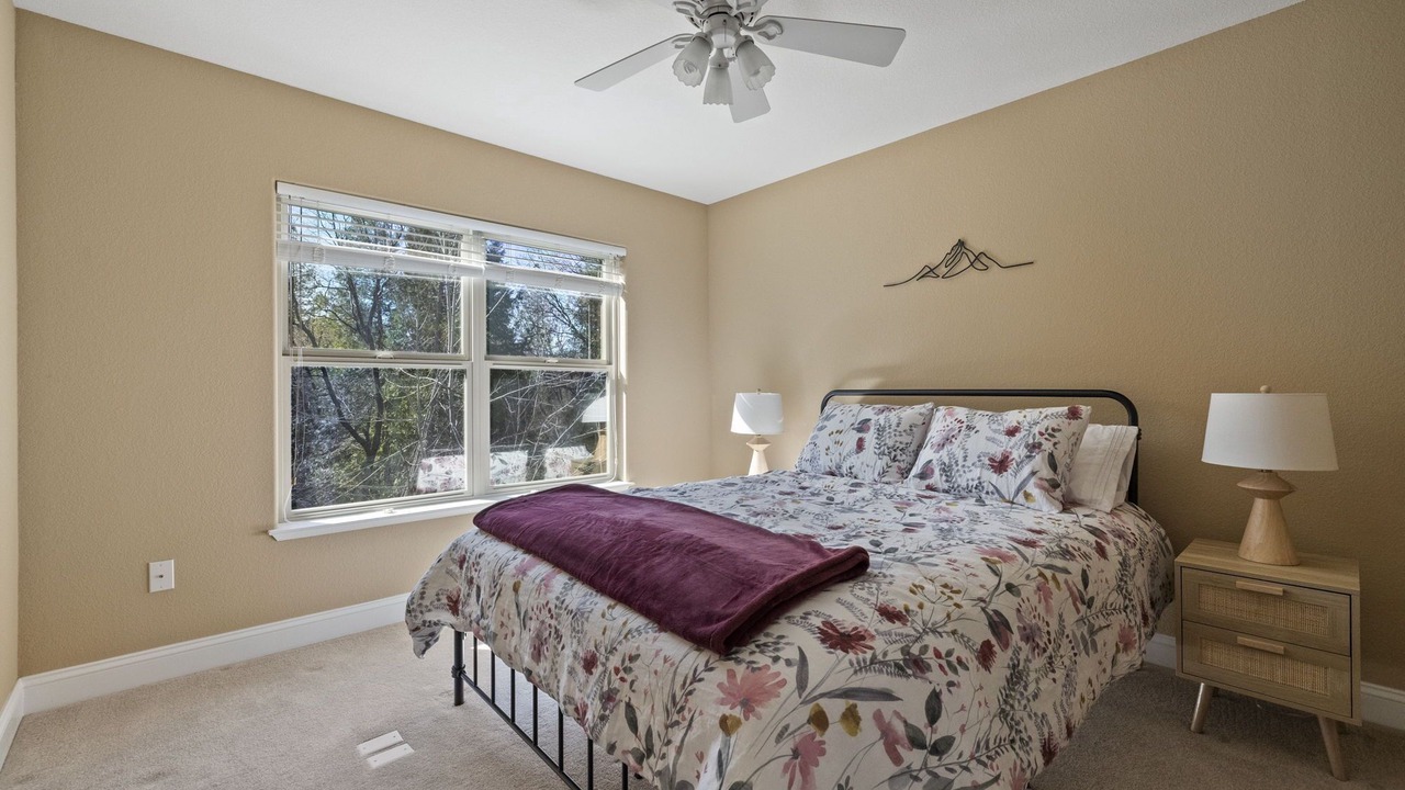 Photo of Bedroom in Twain Harte