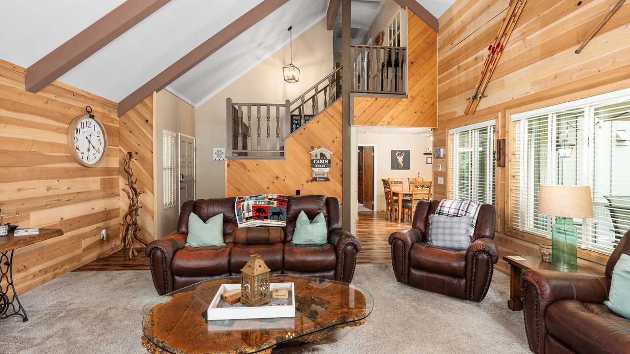 Photo of Livingroom in Sierra Cedars