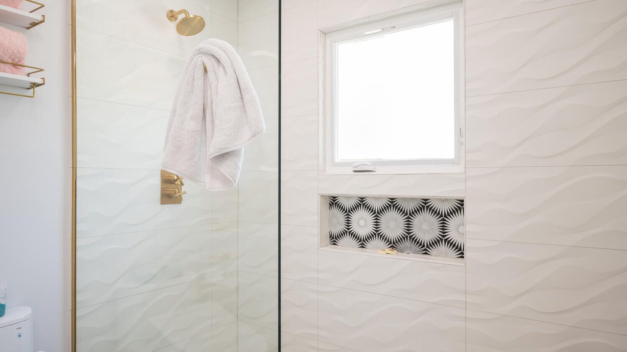 Photo of Bathroom in Happy Hill