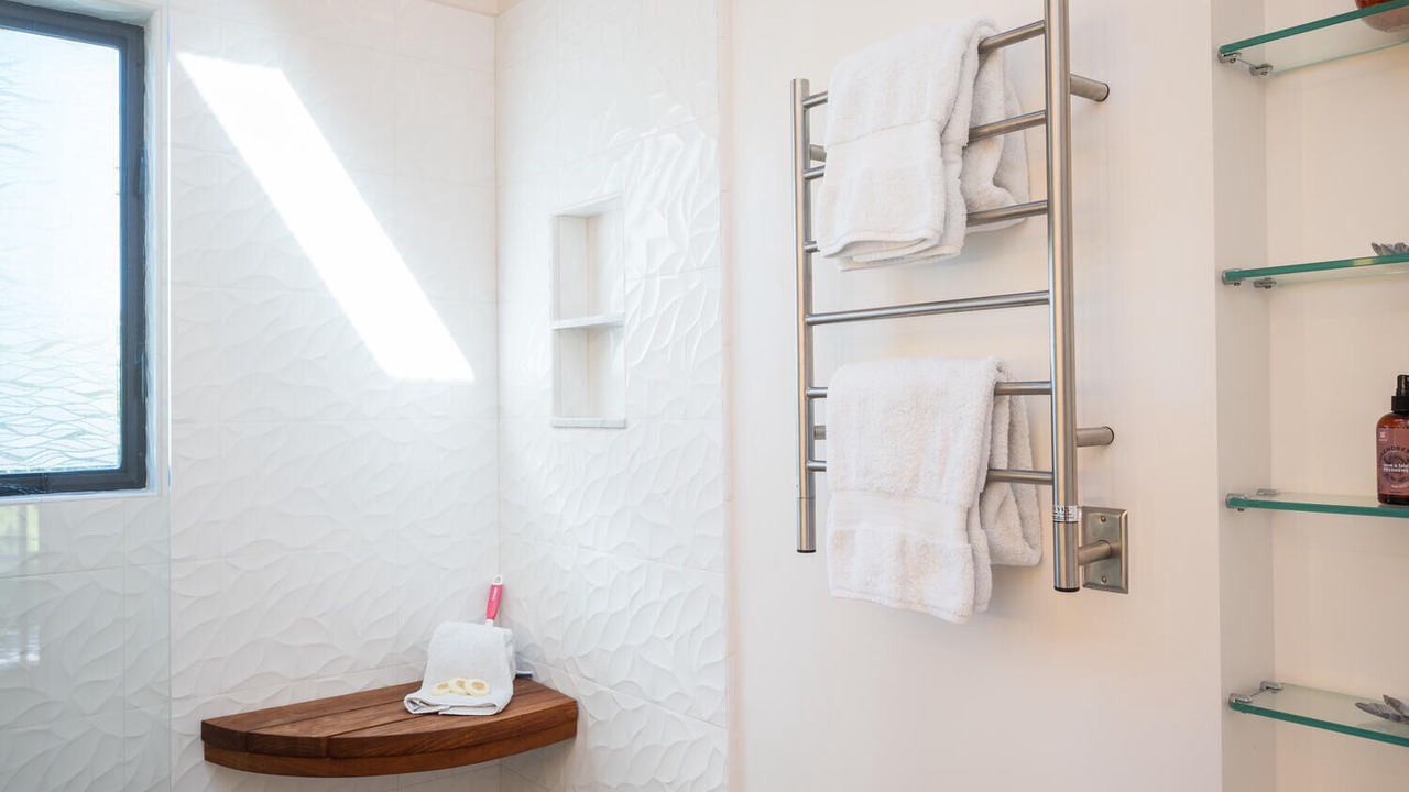 Photo of Bathroom in Happy Hill