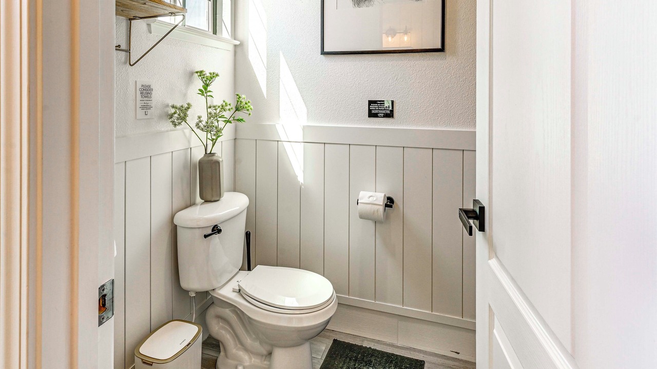Photo of Bathroom in Clovis