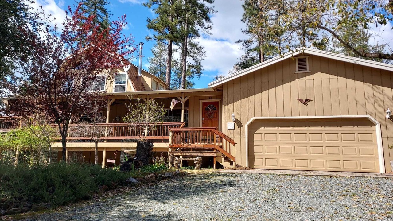 Photo of Outdoor in Groveland