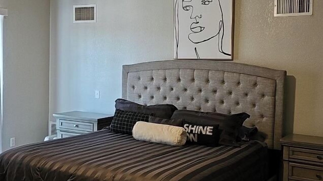 Photo of Bedroom in Sunridge Estates