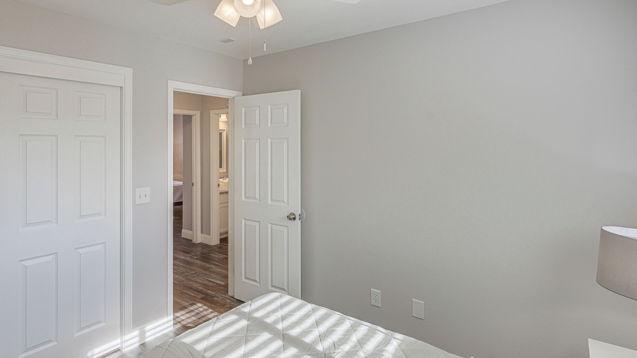 Photo of Bedroom in Pumpkin Center