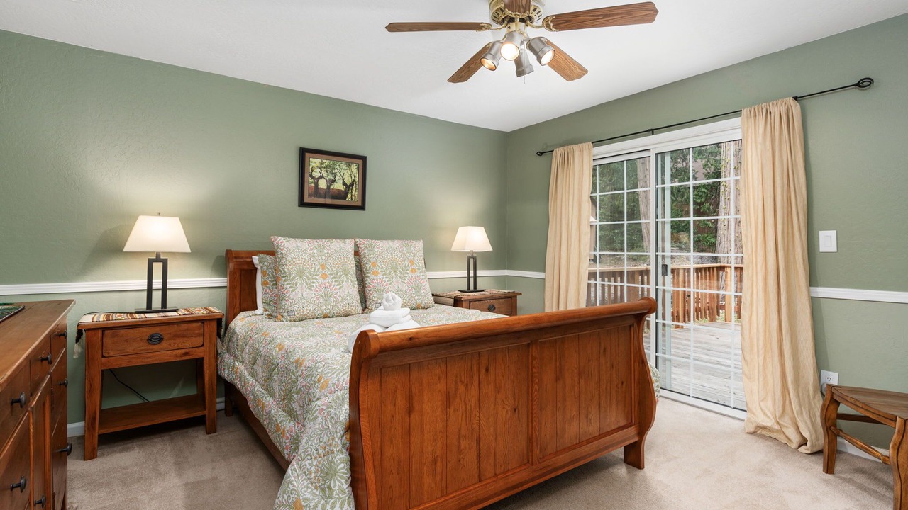 Photo of Bedroom in Sierra Cedars
