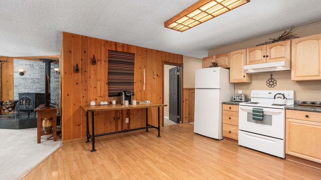 Photo of Kitchen in Sierra Cedars