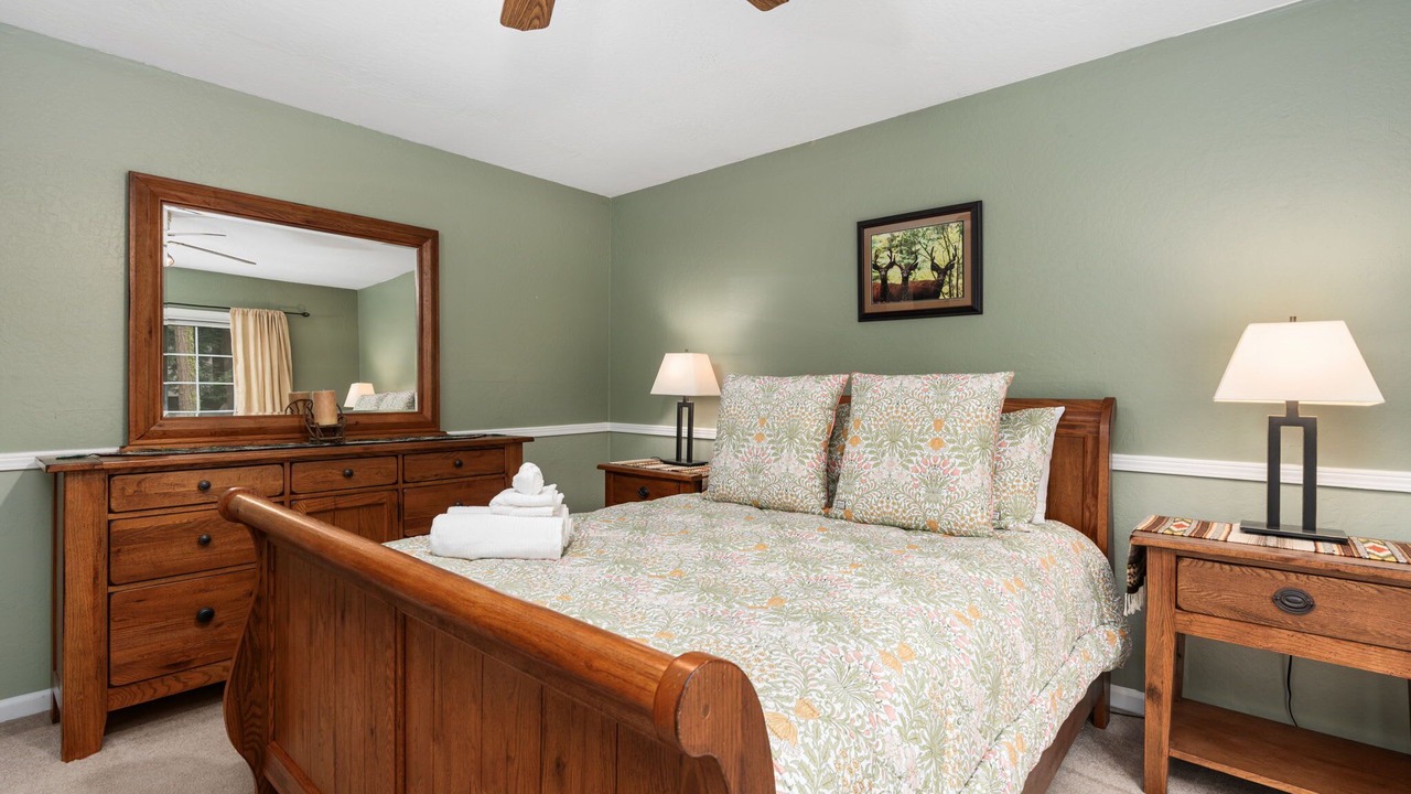 Photo of Bedroom in Sierra Cedars