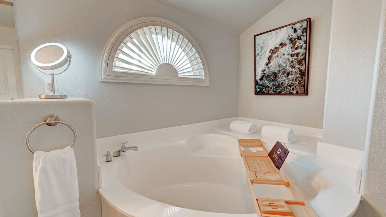 Photo of Bathroom in Silverado Ranch