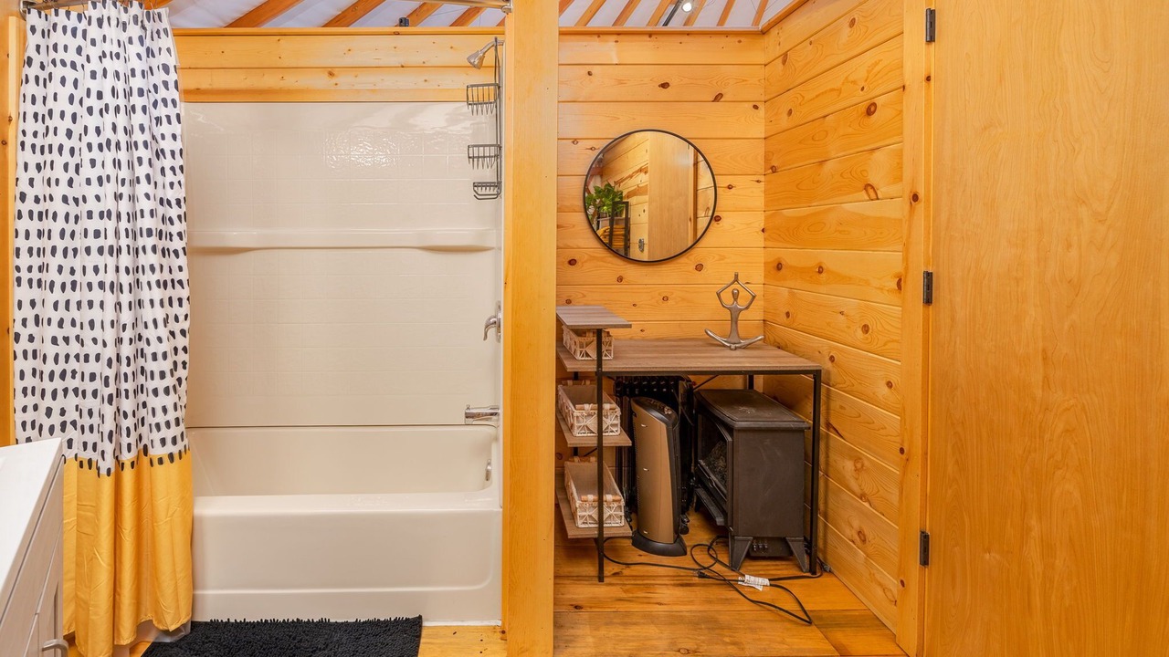 Photo of Bathroom in Wishon