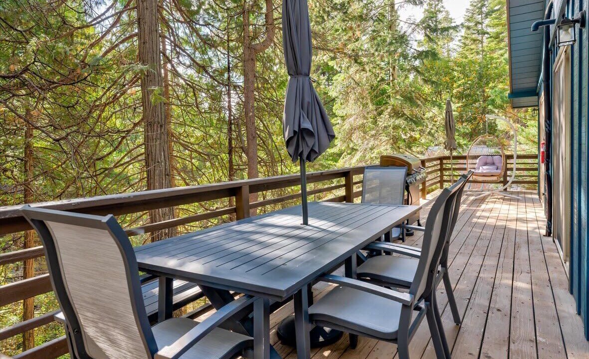 Photo of Outdoor in Sugar Pine