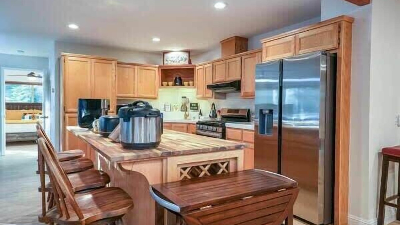 Photo of Kitchen in Sugar Pine