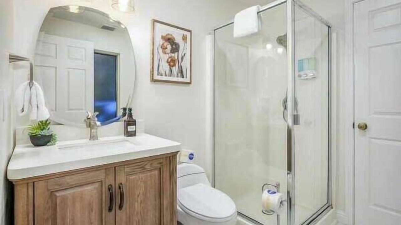 Photo of Bathroom in Sugar Pine