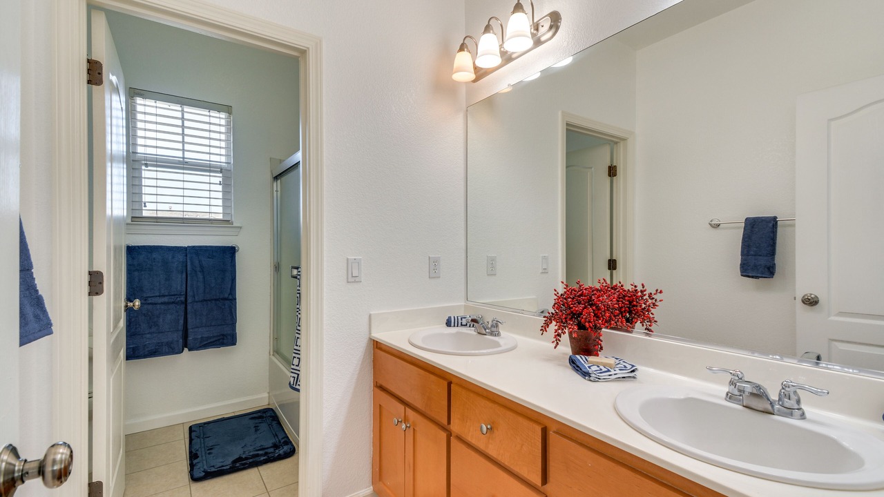 Photo of Bathroom in Merced