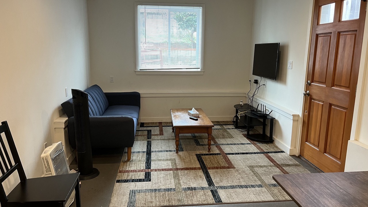 Photo of Livingroom in Daly City