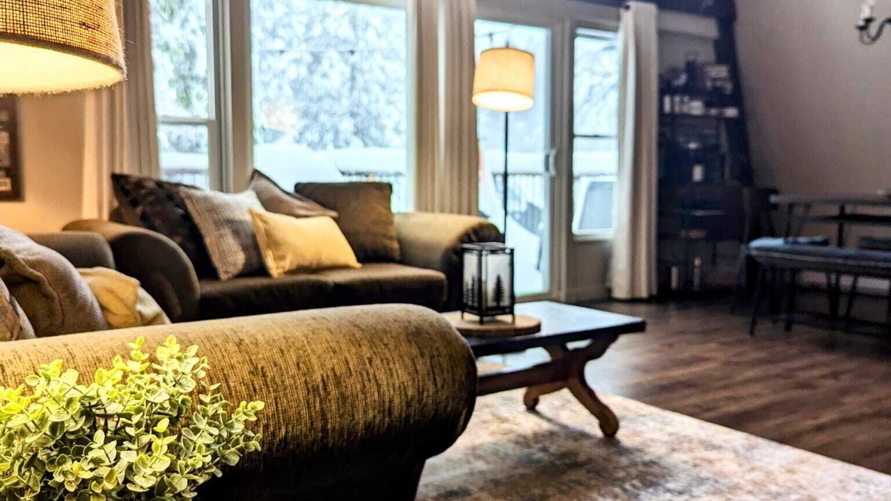 Photo of Livingroom in Cold Springs