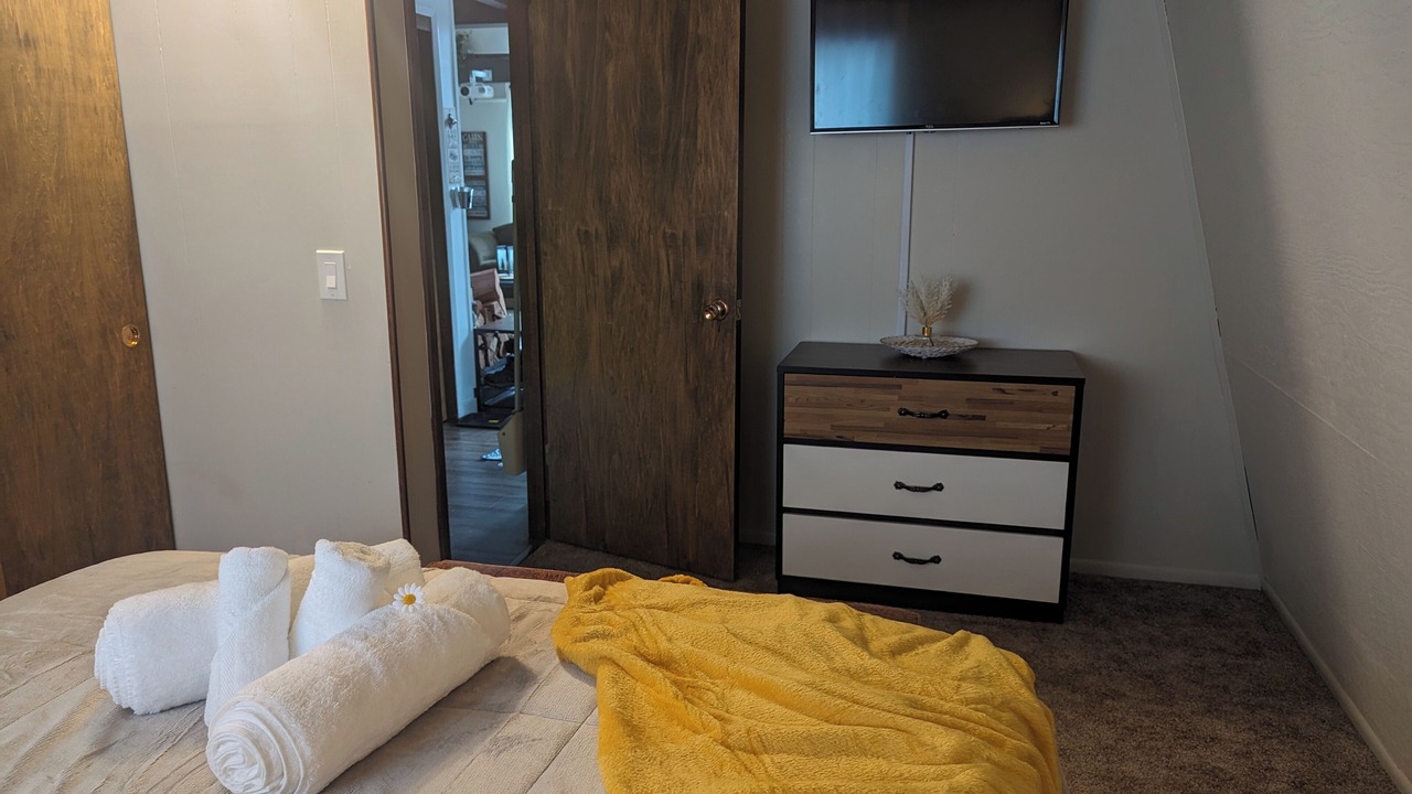 Photo of Bedroom in Cold Springs