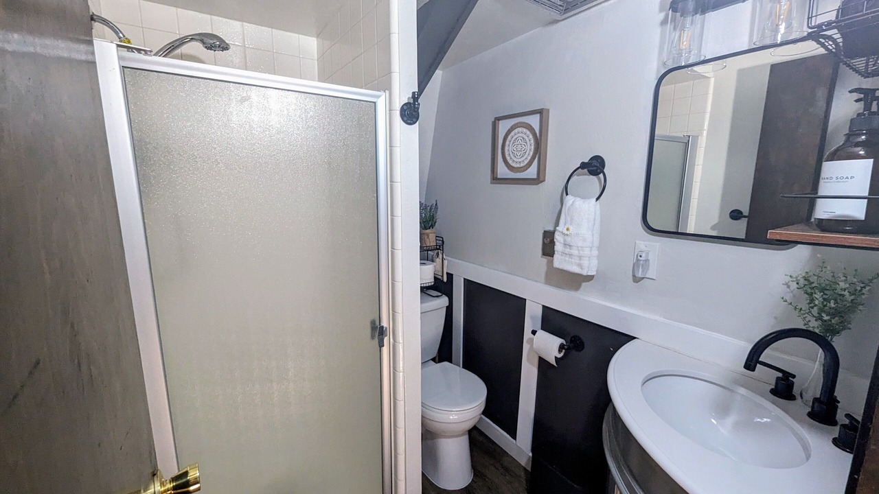 Photo of Bathroom in Cold Springs