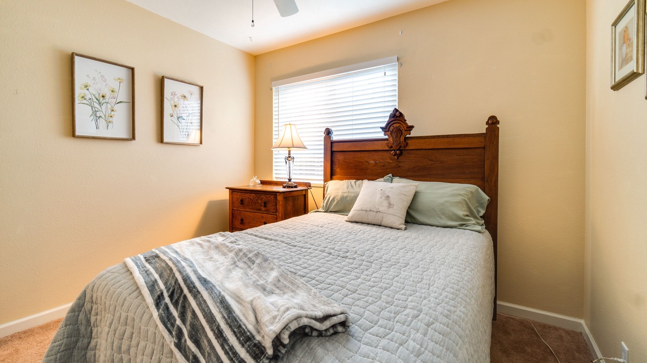 Photo of Bedroom in Orangevale
