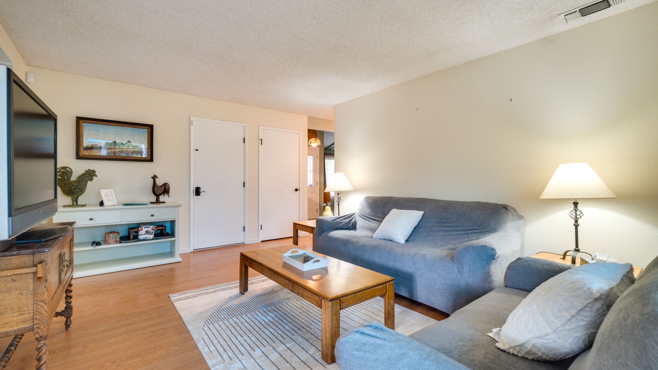 Photo of Livingroom in Orangevale
