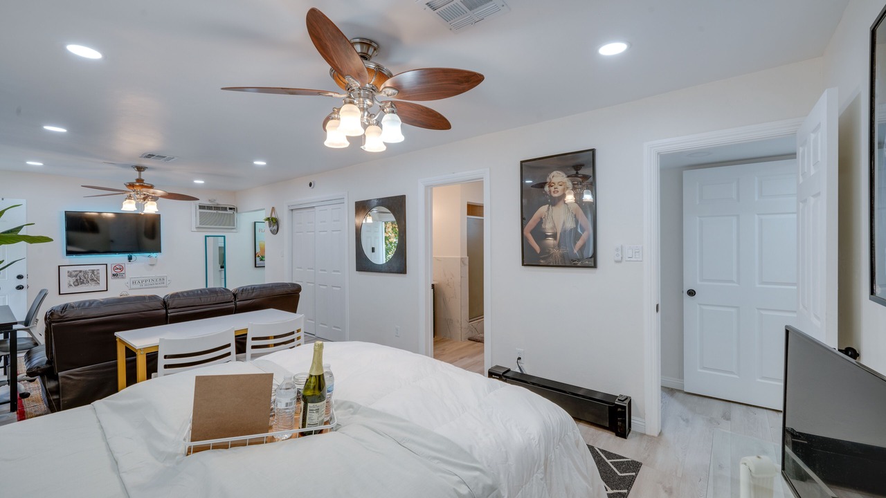 Photo of Bedroom in Bakersfield