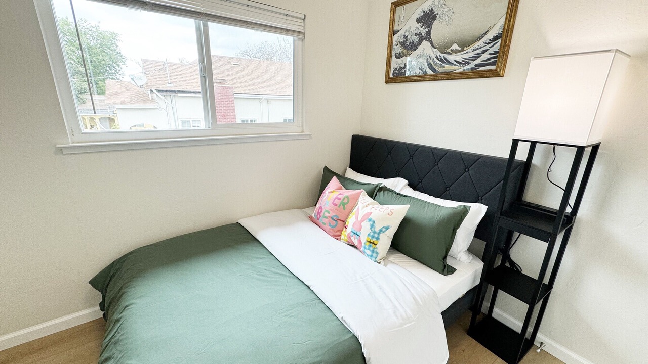 Photo of Bedroom in Northside