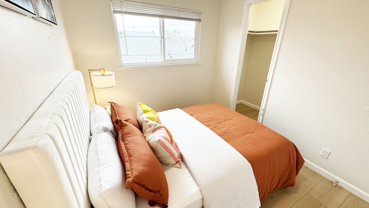Photo of Bedroom in Northside