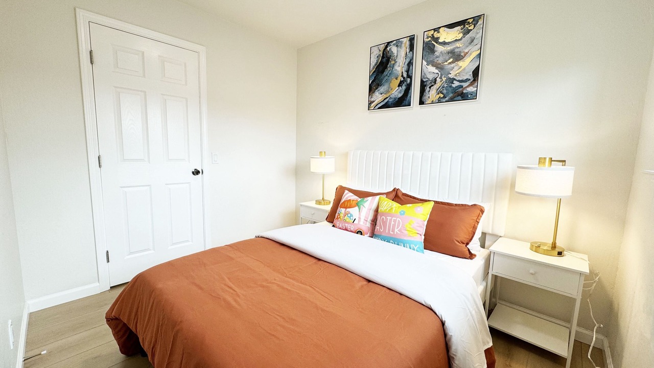 Photo of Bedroom in Northside