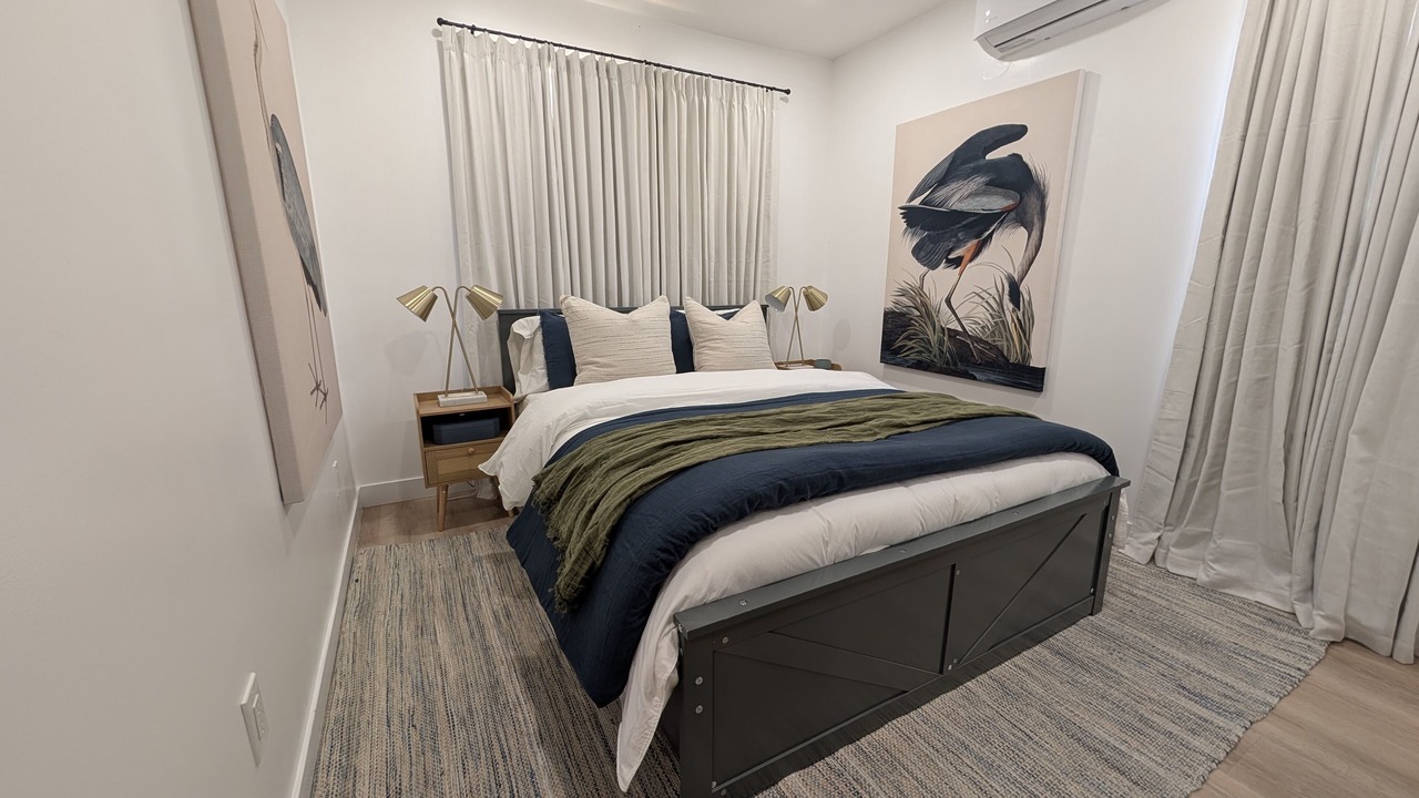 Photo of Bedroom in Lincoln Acres
