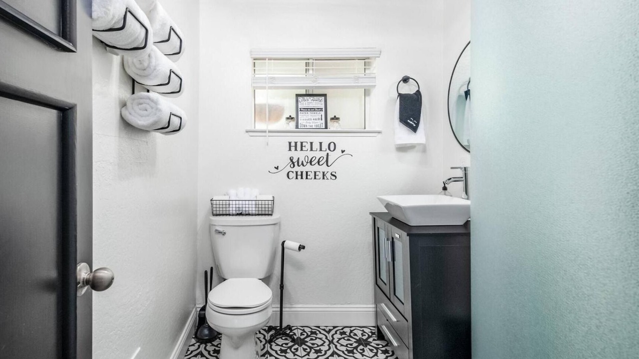 Photo of Bathroom in Long Barn