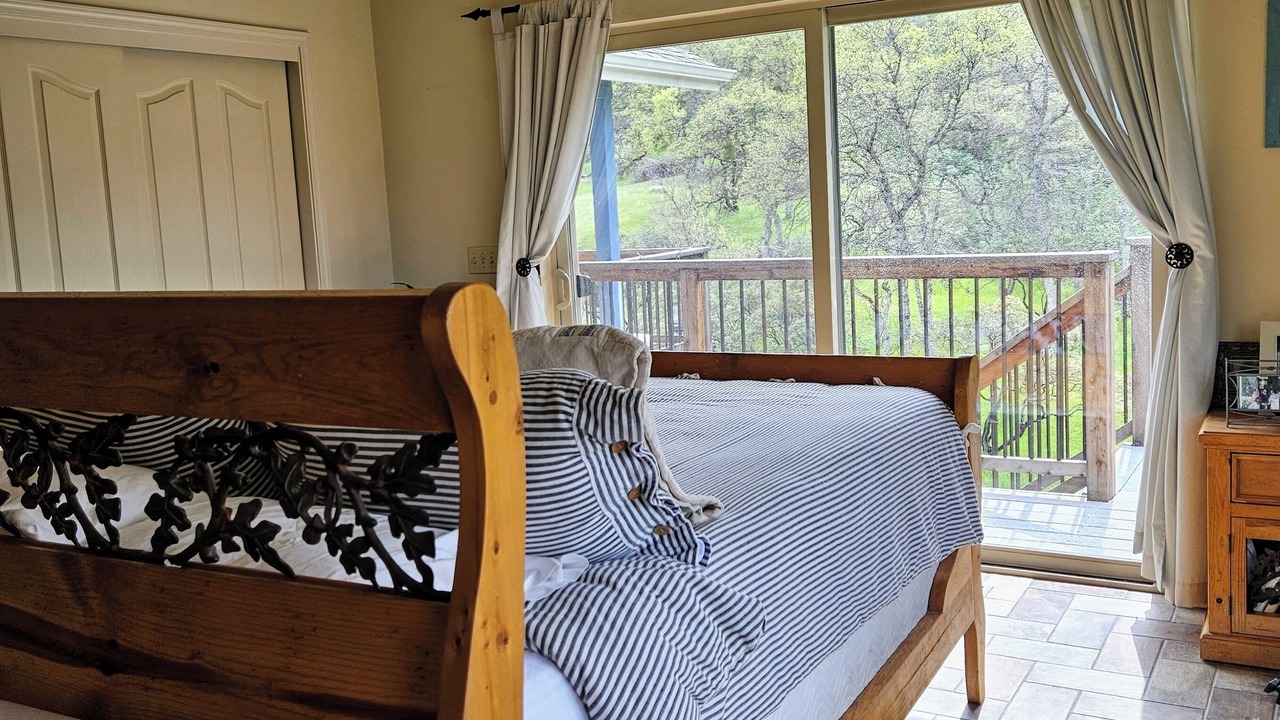 Photo of Bedroom in Mariposa