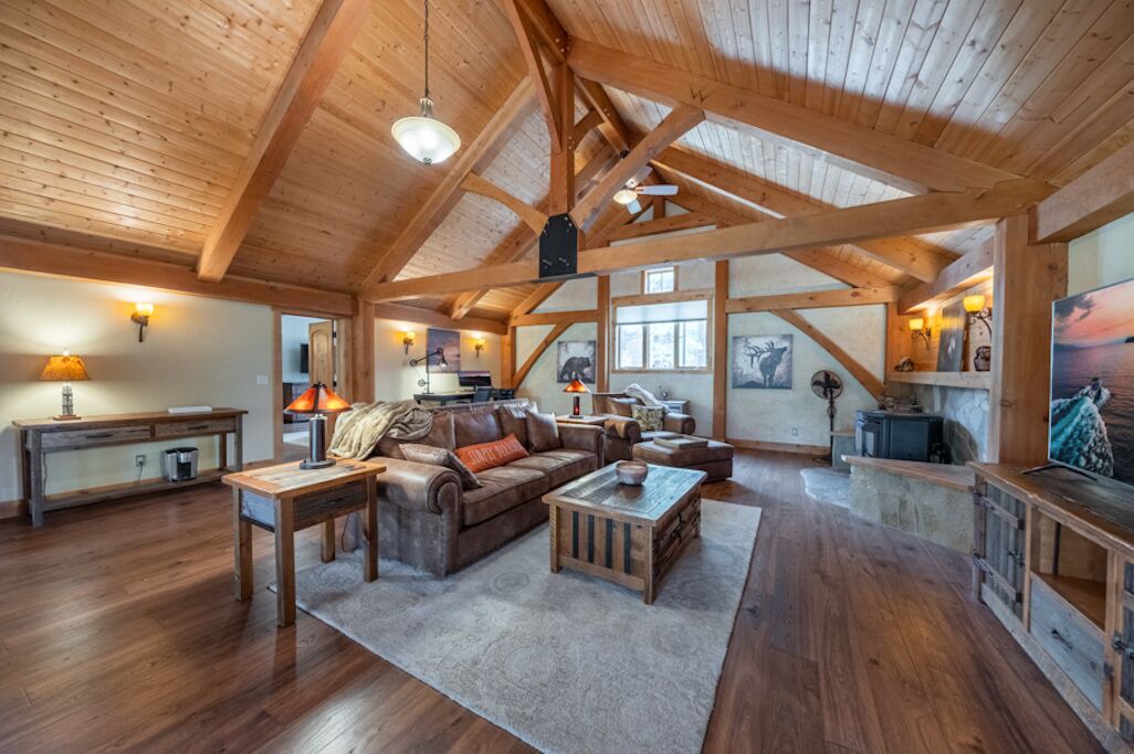 Photo of Livingroom in Markleeville