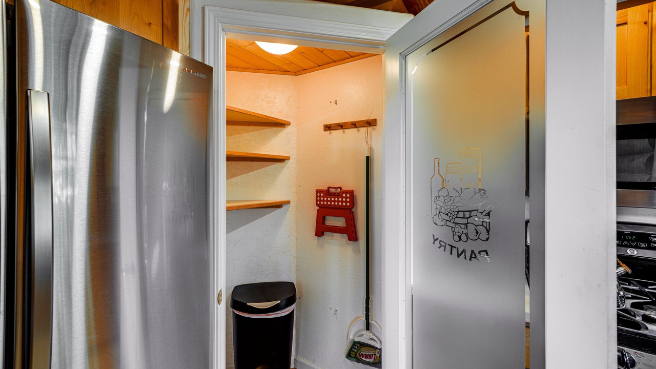 Photo of Kitchen in Frazier Park