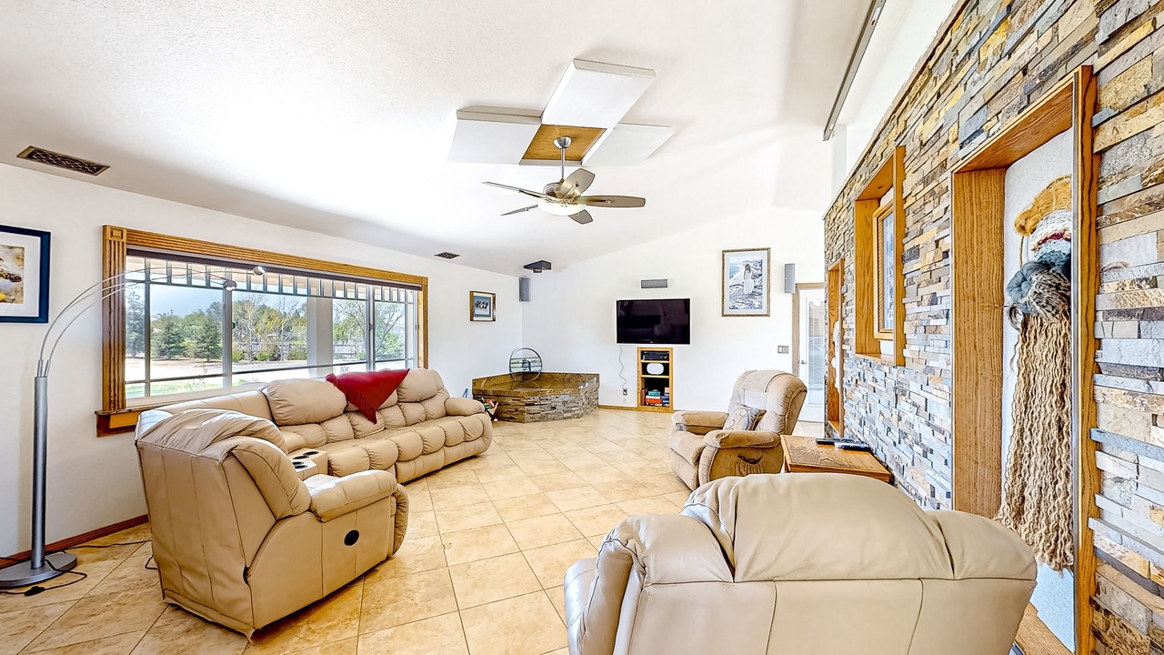 Photo of Livingroom in Paso Robles