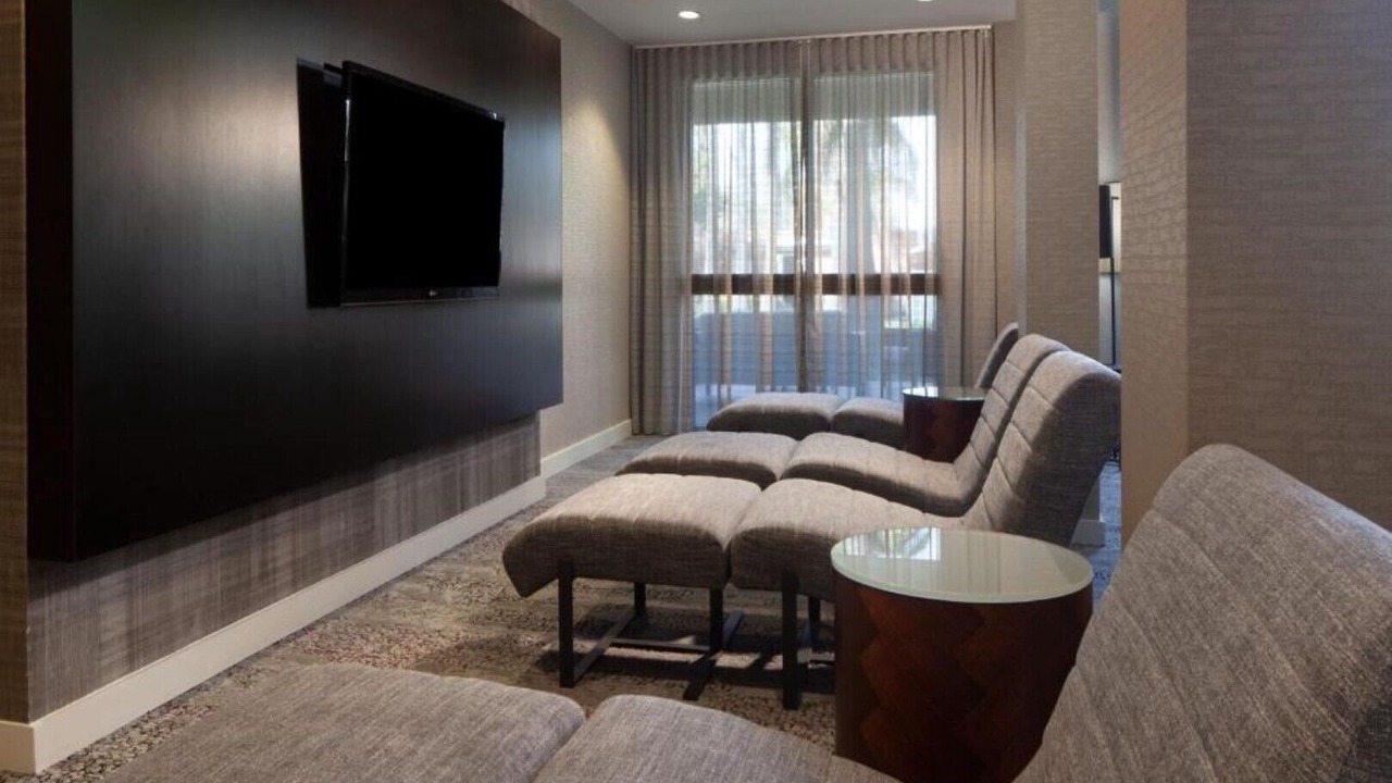 Photo of Livingroom in Oakland