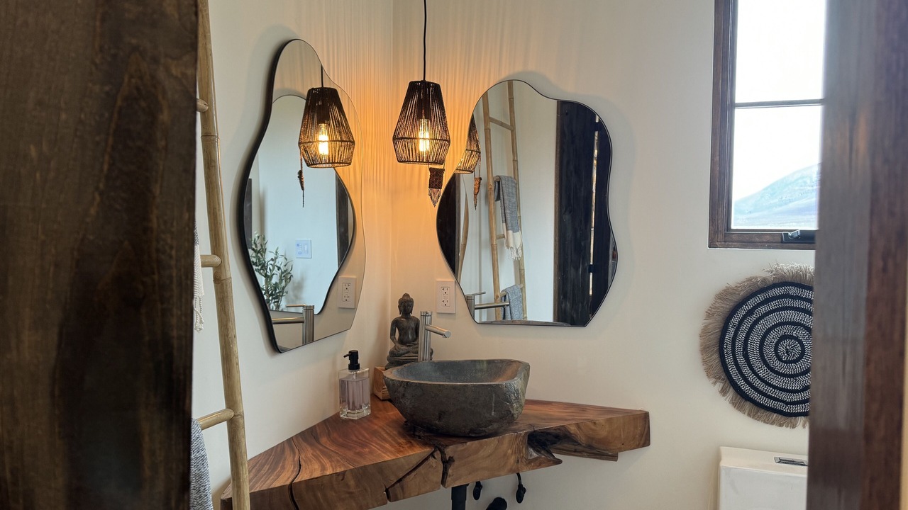 Photo of Bathroom in Lone Pine