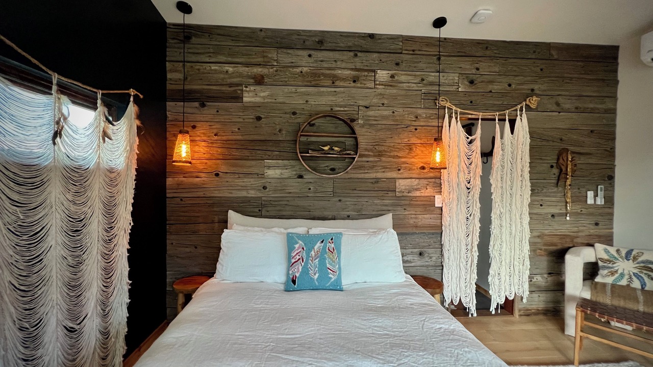 Photo of Bedroom in Lone Pine