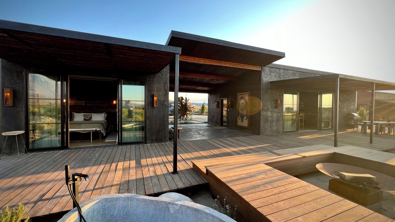 Photo of Patio Balcony in Lone Pine