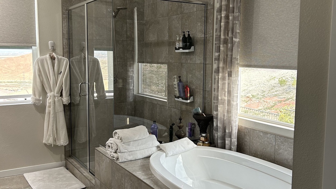 Photo of Bathroom in Lake Las Vegas
