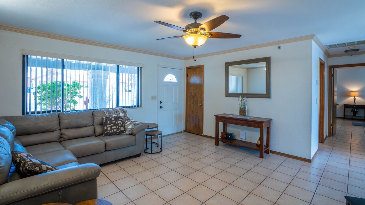 Photo of Livingroom in Lake Havasu City