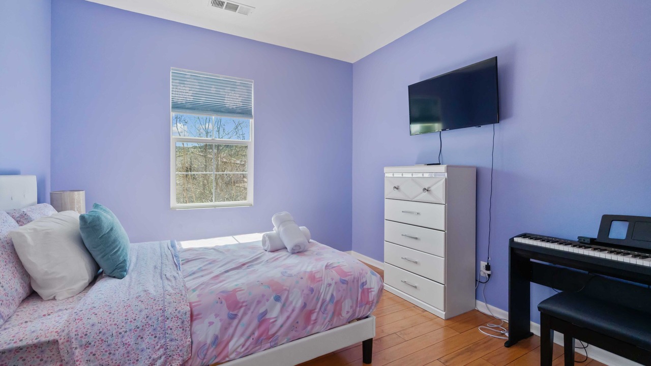 Photo of Bedroom in Santa Clarita