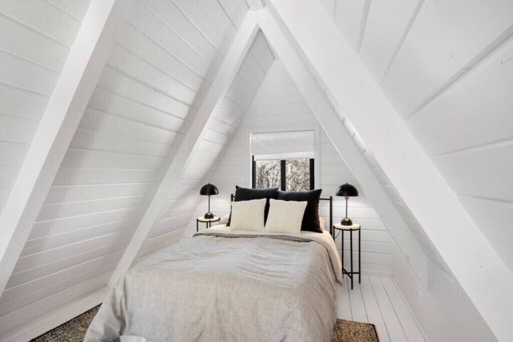 Photo of Bedroom in Bodfish
