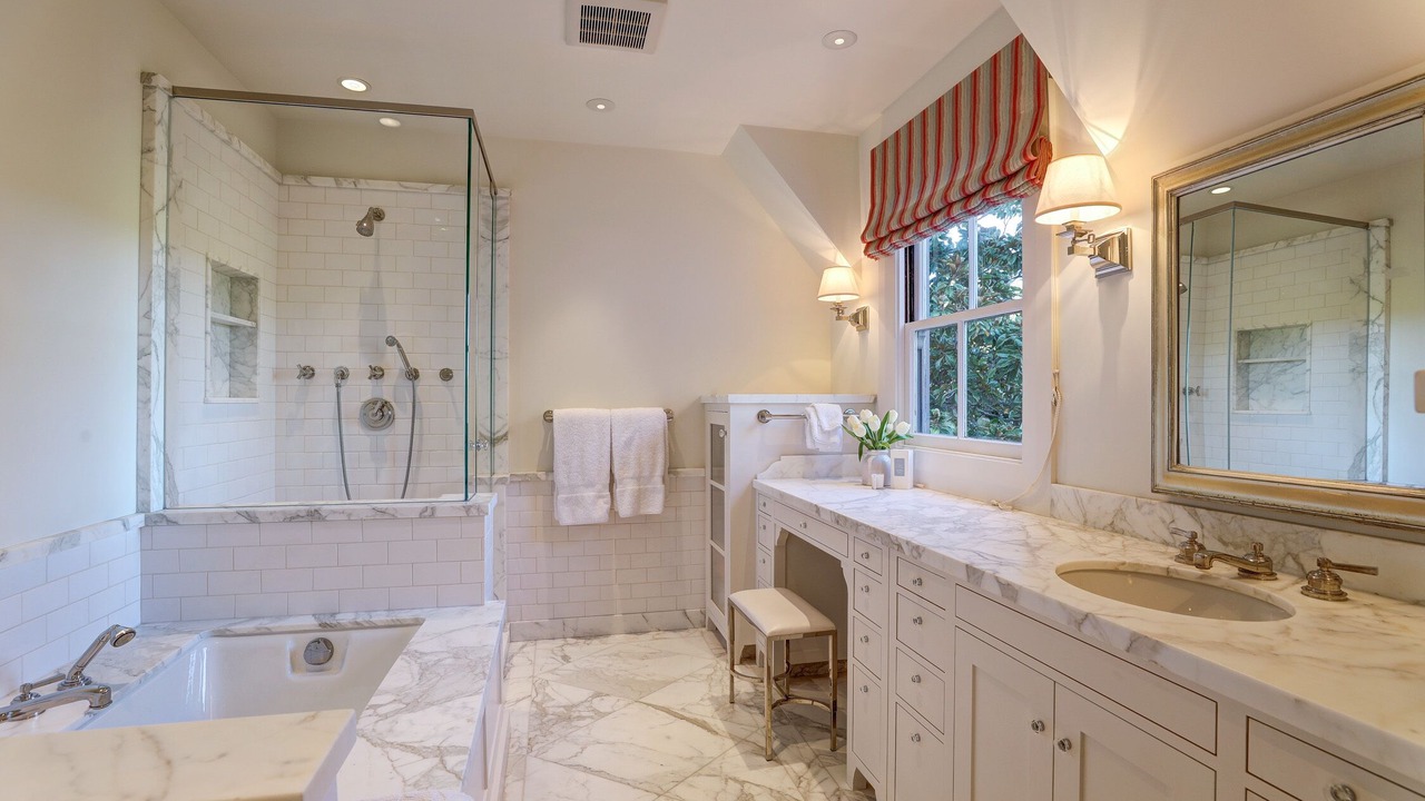 Photo of Bathroom in San Anselmo